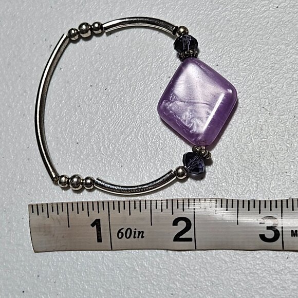 Elegant Purple Silver Beaded Stretch Bracelet Diamond Shaped Center Pendant - Picture 4 of 4
